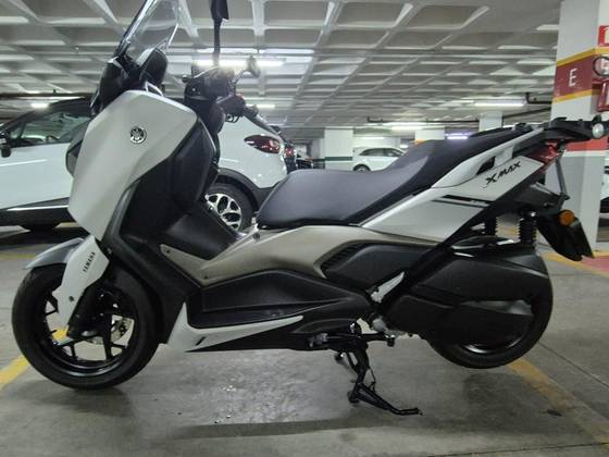 YAMAHA XMAX 250 CONNECTED ABS 